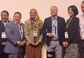 Gränges Americas receiving Daikin's Excellence in Sustainability award at the Annual Supplier Meeting.